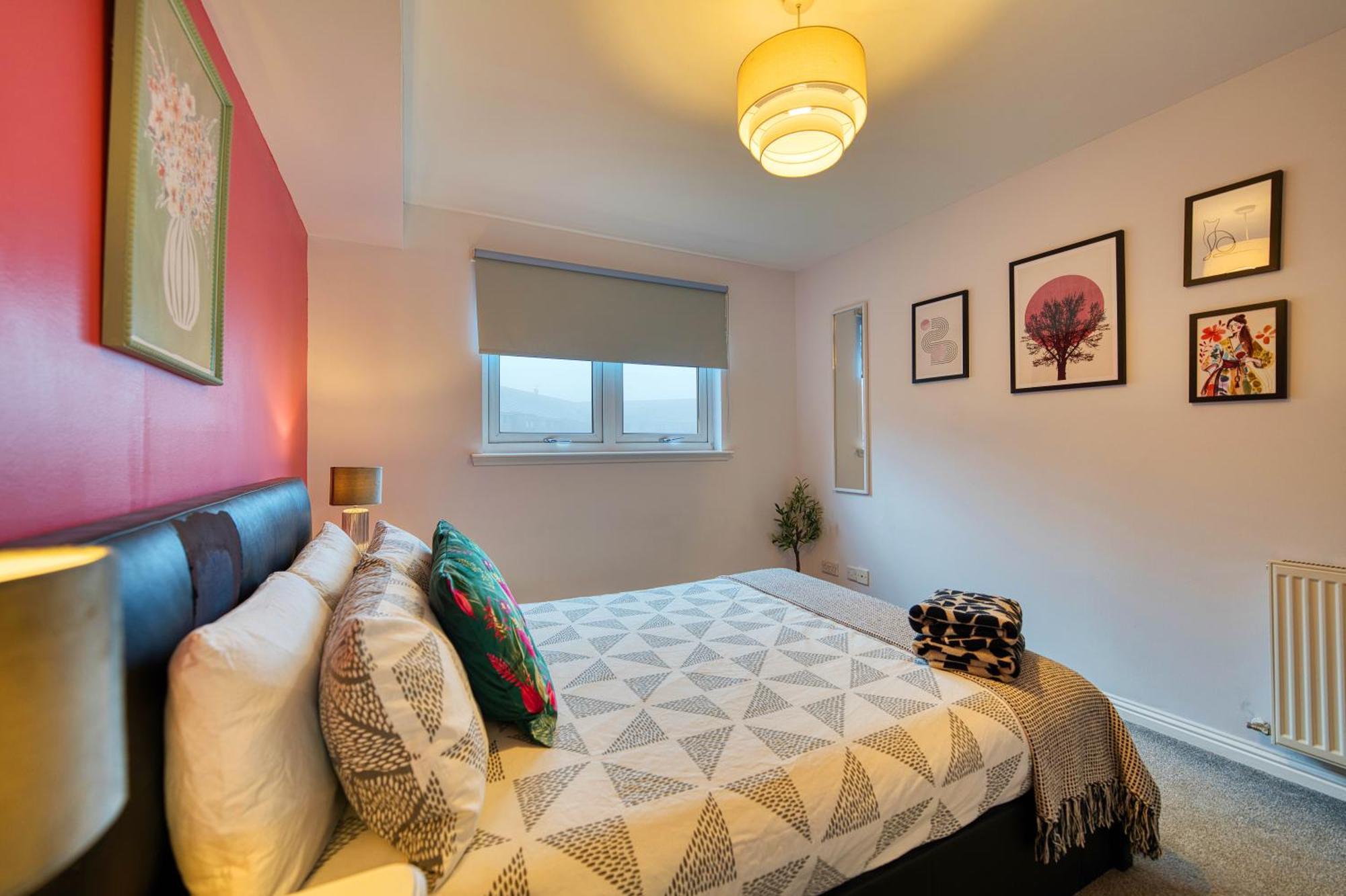 Modern 2 Bed Flat With Free Parking Apartment Glasgow Bagian luar foto